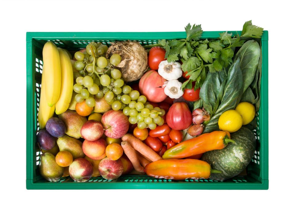 Cassetta in plastica dura richiudibile denominata "frutta e verdura mista bio" composta con ortofrutta fresca di stagione biologica - 5/7/10 kg
